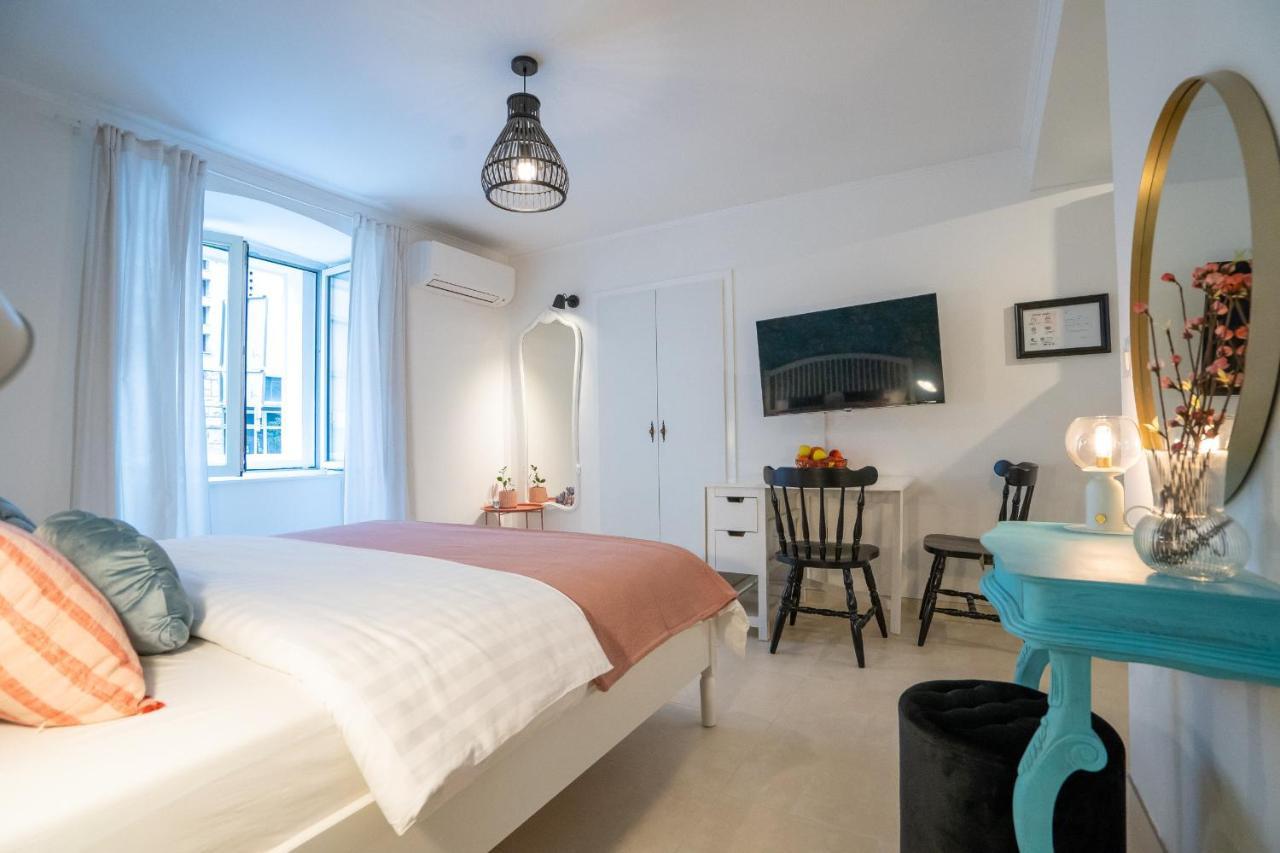 Vincent Studio Apartment Rijeka Extérieur photo